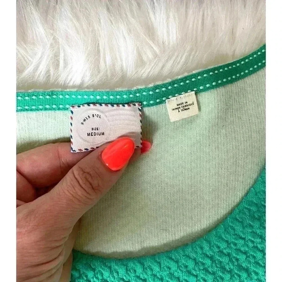 Green Anthropologie Top - Picture 3 of 4